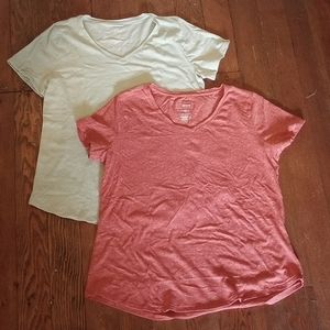 SONOMA V-neck T-shirts.  Women's Large